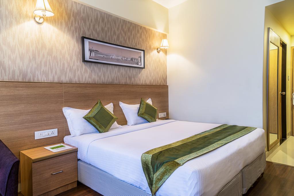 Treebo Premium Grand Emerald Pimpri-Chinchwad Luaran gambar