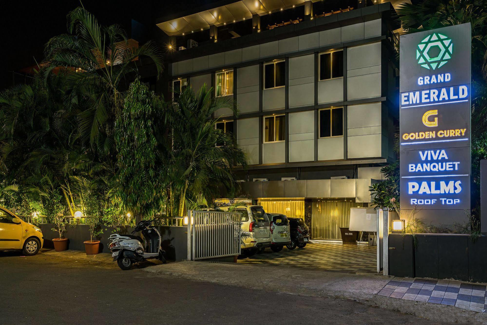 Treebo Premium Grand Emerald Pimpri-Chinchwad Luaran gambar