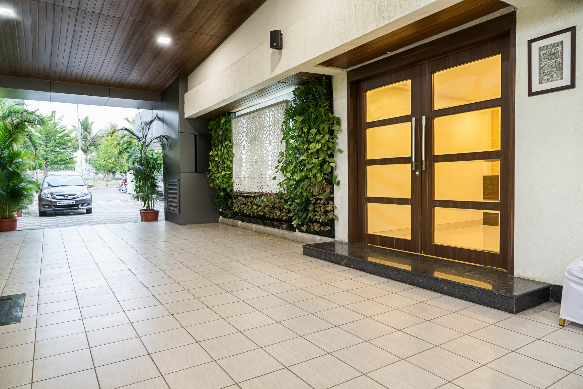 Treebo Premium Grand Emerald Pimpri-Chinchwad Luaran gambar